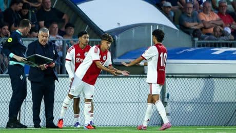 Trotse Damian van der Vaart ook zelfkritisch na profdebuut: ’Dat ga ik horen van mijn familie’