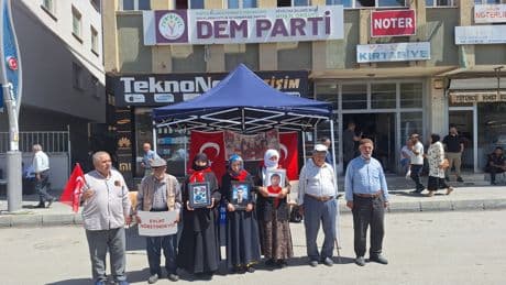 Evlat nöbetinde "Terörsüz Türkiye" umudu