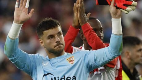 Álvaro Fernández, de renovado a descarte en sólo 20 días