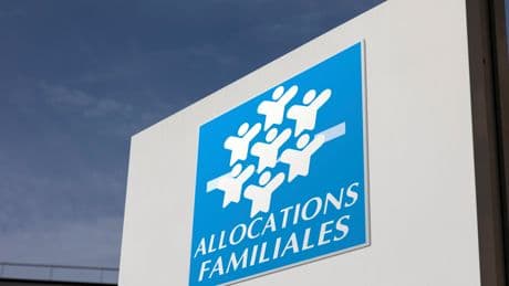 Trou de la Sécu : 6,3 milliards d'euros «d'erreurs non corrigées» dans la branche famille, alerte la Cour des comptes