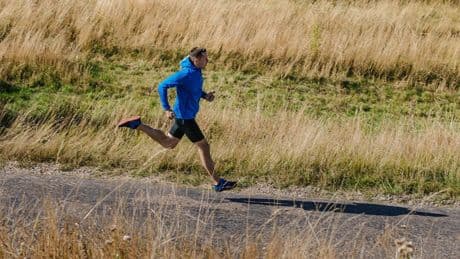 Flexibel bleiben: Gravel Running: Der neue Lauftrend abseits des Asphalts