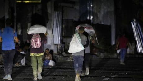 A Gaza, la Défense civile déclare que 21 personnes ont été tuées par des tirs israéliens près d’un centre de distribution d’aide