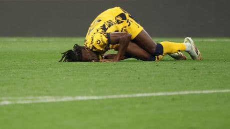 Champions-League-Endspiel: Nationalspieler Bisseck verlässt Arena nach Finale humpelnd