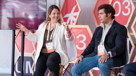 “Los fondos de pensiones tienen que invertir en startups”