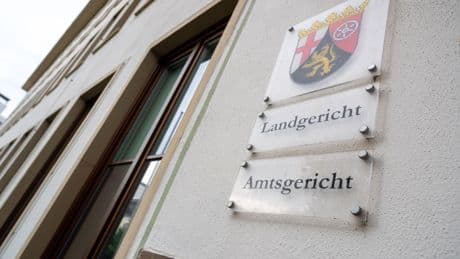 Totschlag: Getötete Frau wochenlang in Regentonne versteckt - Prozess