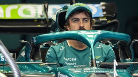 Saltan las alarmas con Fernando Alonso: no pilotará en los Libres 1 de Hungría por una lesión muscular en la espalda