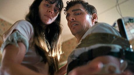 « Together » de Michael Shanks : le film d’horreur sur une effrayante love story