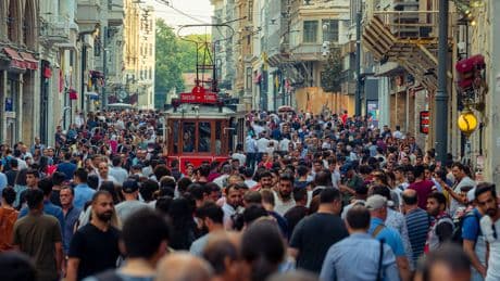 İşte üreme politikaları! Nüfus yük mü yoksa güç mü?