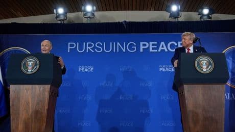 Plötzlich wirkt Trump wie der Gast: Vier bemerkenswerte Erkenntnisse zum Alaska-Gipfel