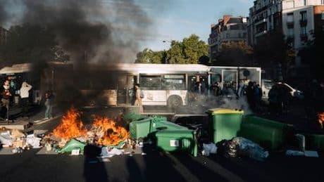 Frankreich: Festnahmen und Verkehrschaos bei landesweiten Protesten