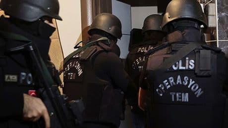İstanbul'da terör örgütü DEAŞ operasyonunda 6 zanlı yakalandı