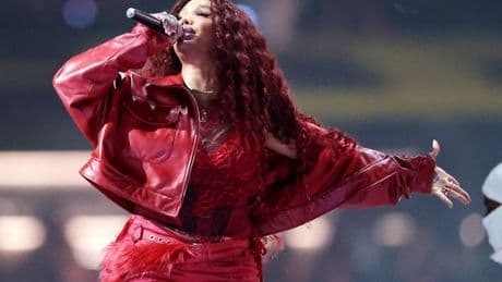 Fans finally learn meaning behind SZA's name after an entire decade