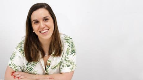 Marta Mármol, nutricionista: “El peor hábito para tu digestión no es lo que comes, es cómo lo haces. Si comes con prisa, con estrés o con miedo a que algo te siente mal”