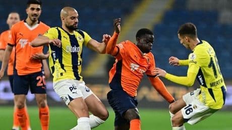 Fenerbahçe'de iki isim cezalı!  Sofyan Amrabat ve İsmail Yüksek...