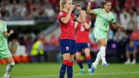 Fußball-EM 2025: Italien besiegt Norwegen in letzter Minute