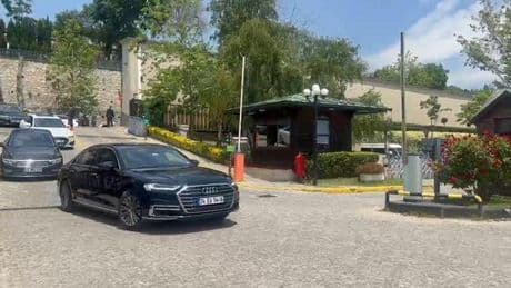 Son dakika... Rusya ve Ukrayna arasında kritik görüşme: Heyetler Çırağan Sarayı'na geldi