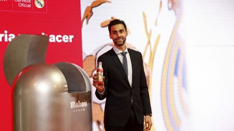 La consultora de Álvaro Arbeloa y sus hermanos anuncia una opa de exclusión