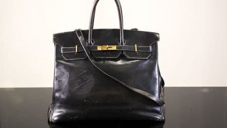 Investimenti fashion, la borsa non passa mai di moda