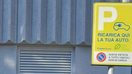 Poste Italiane, in Molise avvia l'installazione di colonnine per la ricarica dei veicoli elettrici