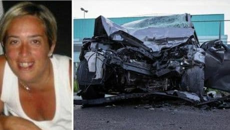 Pordenone, ha un malore alla guida e si schianta contro un camion: Antonella Leo muore a 49 anni. Il marito scopre la tragedia da un alert sul cellulare