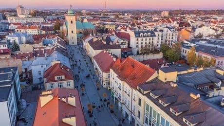 Ryanair launches new flight route to European city that's 'beautiful in all seasons'
