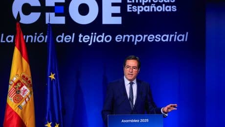 Garamendi celebra el aplazamiento de la votación de la reducción de jornada: “Ha terminado la segunda temporada, veremos la tercera...”