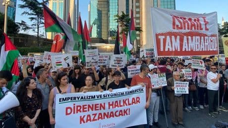 Levent’te İsrail protestosu: “İran halkı yalnız değildir, direnen halklar kazanacak"