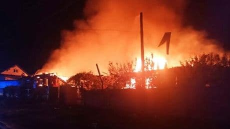 Hero Ukraine firefighter finds wife, daughter and grandson dead at site of Russian strike