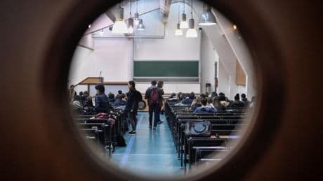 Peu d’offres d’emploi, salaires moins élevés : la déception des diplômés en sciences humaines et sociales