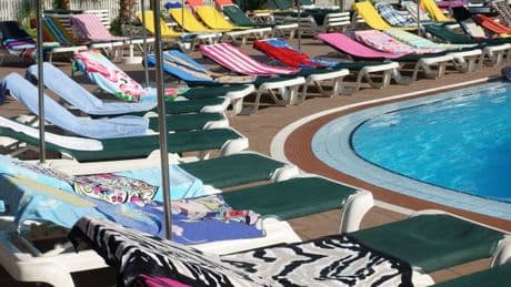 Tenerife tourists use sneaky trick to reserve sunbeds before they're even laid out