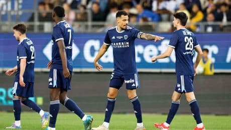 «Les arbitres sont nuls» : le coup de sang fracassant du capitaine du Paris FC