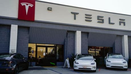 Tesla Stocks Plunge as Musk and Trump Battle