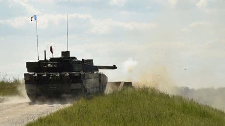 Course à l’armement et sécurité commune européenne : « Il faut construire des ”accords d’Helsinki” de notre époque »