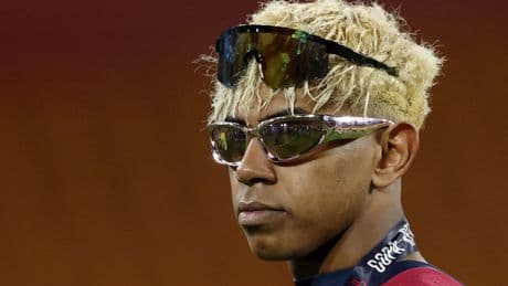 Foot : en vidéo, Lamine Yamal essaie de passer incognito auprès de touristes français