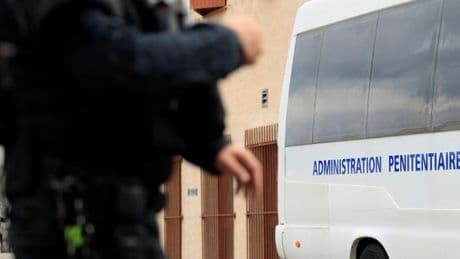 Medhi O., 19 ans, battu à mort au cours d’une promenade non surveillée dans la prison d’Aix-Luynes