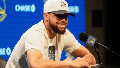 Curry cree que los Warriors aspirarán al anillo los dos próximos años: "Estoy entusiasmado"