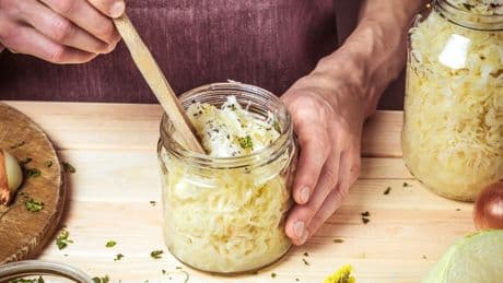 Sauerkraut: Darum ist der fermentierte Kohl so gesund für den Darm