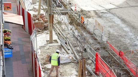 Hasta 62 comercios piden la ayuda por las afecciones de las obras de la L11 de Metro
