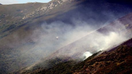 Cumbre urgente contra el fuego