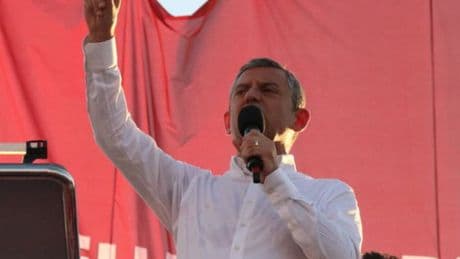 "Biz barışın da demokrasinin de teminatıyız"