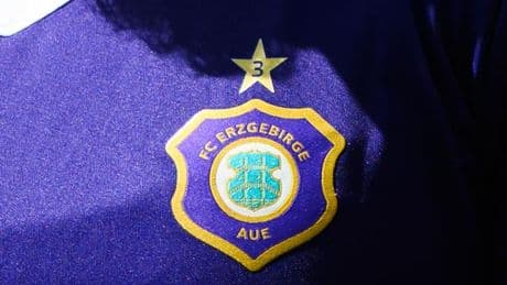Nachwuchs-Fußball: Jugendderby nach Zuschauerausschreitungen abgebrochen