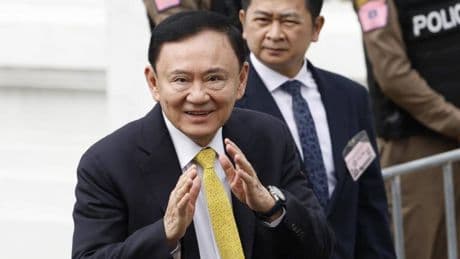 La justicia tailandesa ordena un año de prisión para el ex primer ministro Thaksin