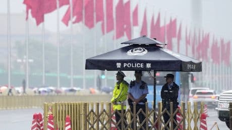 Das Märchen vom selbstschießenden chinesischen Polizeiauto