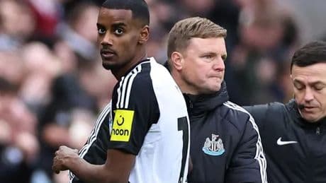 Alexander Isak to Liverpool twist as Eddie Howe drops huge Newcastle transfer bombshell
