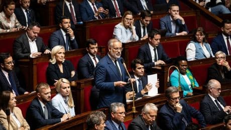 SONDAGE BFMTV/LA TRIBUNE DIMANCHE: en cas de dissolution, le RN largement en tête des intentions de vote