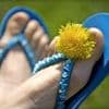 „Ein bisschen mehr barfuß laufen“: Orthopäde rät, Flipflops nur dosiert zu tragen