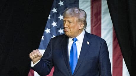 Does a president need to uphold the Constitution? Trump says 'I don't know'