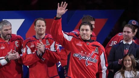 Capitals to make T.J. Oshie announcement at Georgetown fountains