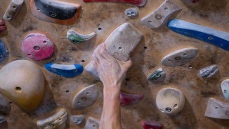 Dicke Luft in der Kletterhalle: Studie warnt vor giftigen Teilchen