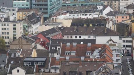 Wohnungssuche: Grüne: Belastungen für wohnungssuchende Familien reduzieren